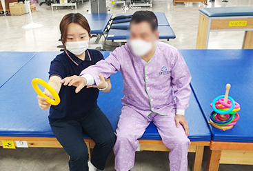 운동치료 이미지